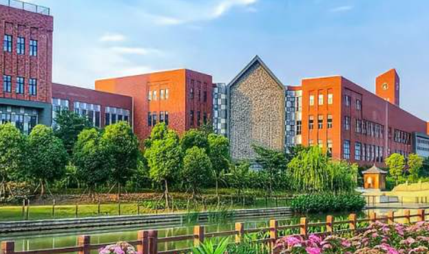 上海德威國際學校2023年招生對象及師資力量